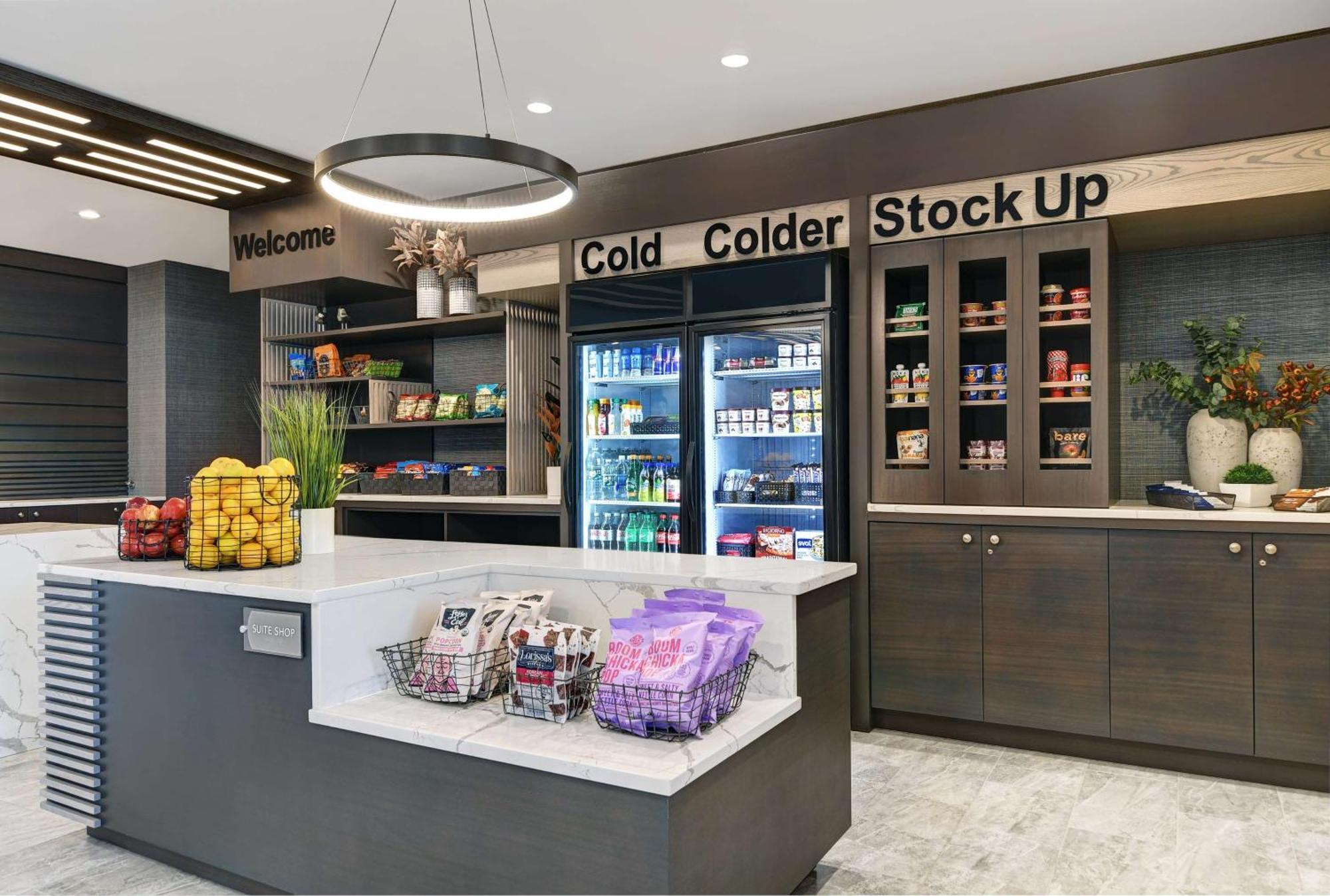 爱迪生伍德布里奇希尔顿欣庭套房酒店 愛迪生 外观 照片